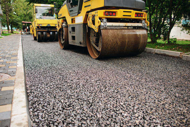 Best Affordable Driveway Paving  in Murphysboro, IL